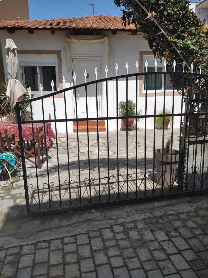 Villa Konstantina Nea Skioni Buitenkant foto